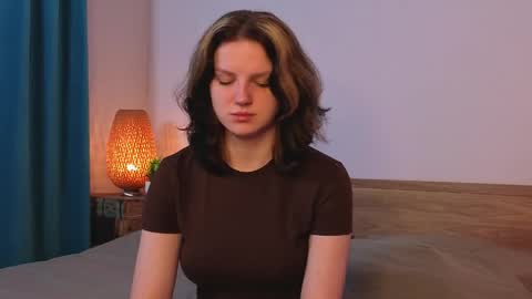 Kristine online show from April 4, 2026, 9:12 pm