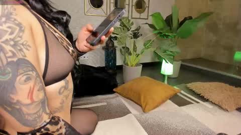 Snapshot of asia_25_ chatting on October 16, 2025, 9:10 am PAO online show from October 16, 2025, 9:10 am