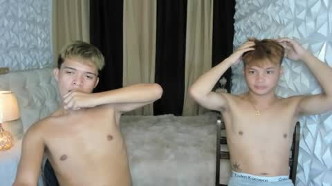 asian_blakefoster online show from June 18, 2026, 1:17 am