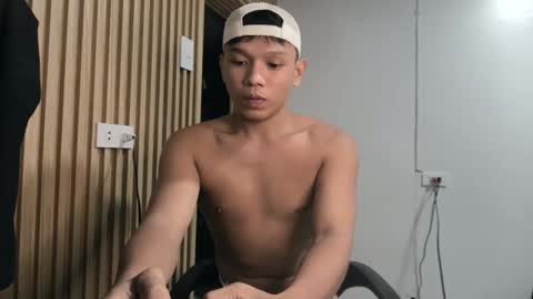 asian_calid22xx online show from June 6, 2026, 12:27 am