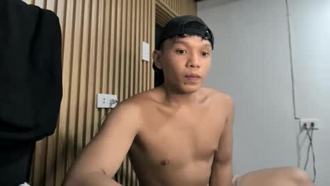 asian_calid22xx online show from June 7, 2026, 8:23 pm