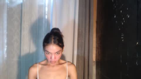 asian_cassy online show from December 1, 2025, 1:10 am