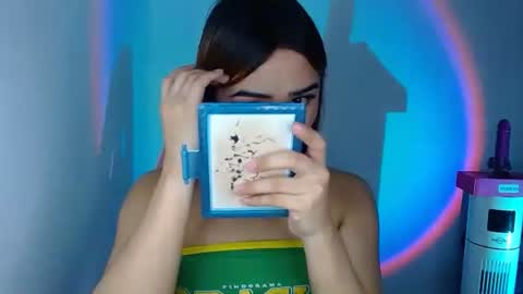 baby caulix online show from October 3, 2025, 7:44 pm