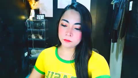 Snapshot of asian_evelyn chatting on March 23, 2026, 11:14 am evelyn online show from March 23, 2026, 11:14 am