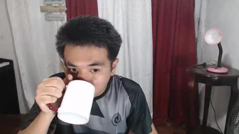 asian_janush online show from November 29, 2025, 10:18 am