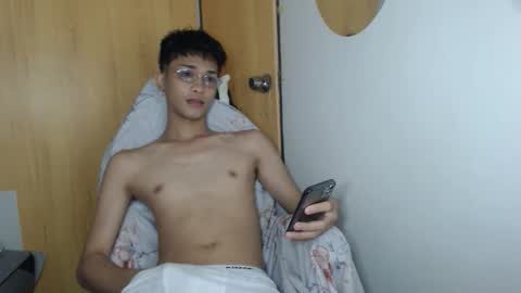 Snapshot of asian_keithtwink69 chatting on September 26, 2025, 4:11 pm Keith online show from September 26, 2025, 4:11 pm