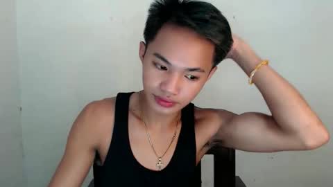 asian_lover05 online show from November 2, 2025, 4:04 am