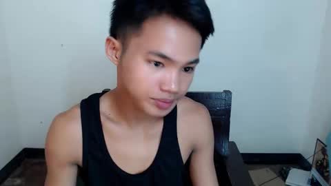asian_lover05 online show from November 21, 2025, 4:49 pm