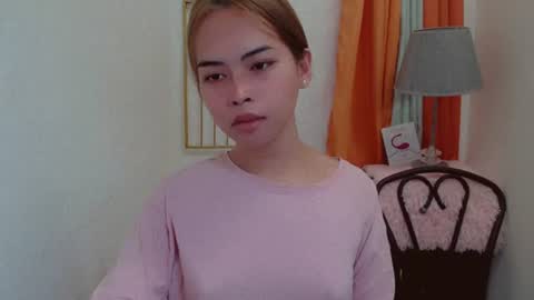 Snapshot of asian_pinay_oldlover chatting on June 20, 2026, 9:39 pm Angel online show from June 20, 2026, 9:39 pm