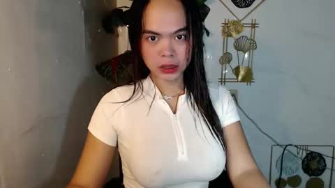 asian_pretty143 online show from April 1, 2026, 11:22 am