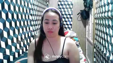 Trixie online show from February 10, 2026, 2:43 pm