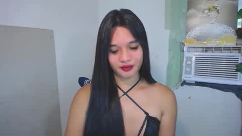 Snapshot of asian_yannie chatting on October 14, 2025, 4:35 am Yan online show from October 14, 2025, 4:35 am