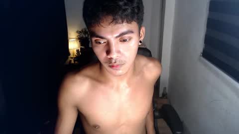 Snapshot of asianboyhunt chatting on December 10, 2024, 3:20 am Fev online show from December 10, 2024, 3:20 am