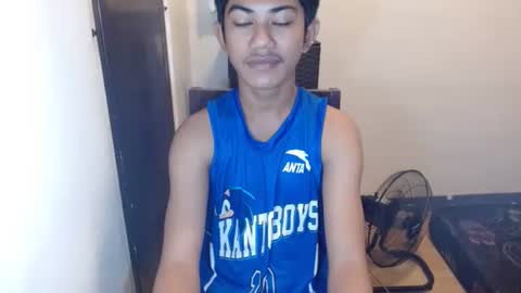 Snapshot of asiancockhero22 chatting on January 2, 2025, 1:17 am HERO online show from January 2, 2025, 1:17 am