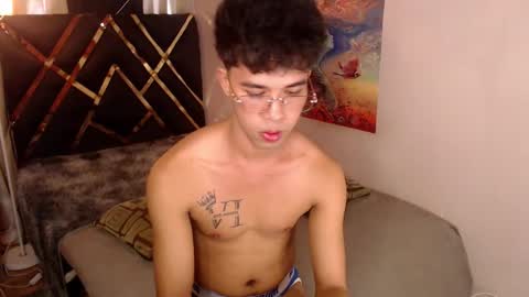 asiancum_peter online show from December 4, 2025, 2:54 am
