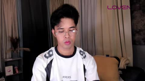 asiancum_peter online show from May 29, 2026, 1:47 am
