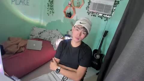 Bry online show from November 23, 2025, 2:39 pm