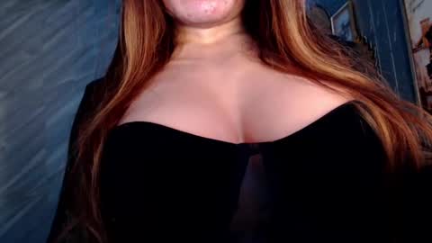 BELLA NOTCH online show from January 8, 2025, 2:56 pm