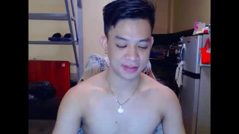 asiandreamboyx online show from October 4, 2025, 7:17 am