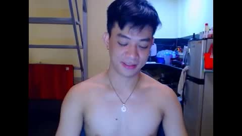 asiandreamboyx online show from October 31, 2025, 5:08 am