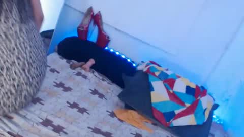 ALEAH online show from November 18, 2025, 3:12 am