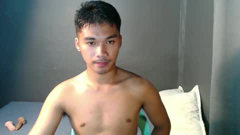 Snapshot of asianhunk_jamesx chatting on September 10, 2025, 11:32 am asianhunk_jamesx online show from September 10, 2025, 11:32 am