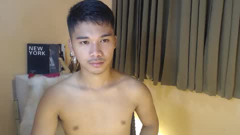 Snapshot of asianhunk_jamesx chatting on September 26, 2025, 9:57 am asianhunk_jamesx online show from September 26, 2025, 9:57 am