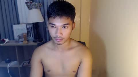 Snapshot of asianhunk_jamesx chatting on October 10, 2025, 11:42 am asianhunk_jamesx online show from October 10, 2025, 11:42 am