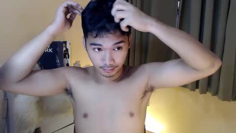 Snapshot of asianhunk_jamesx chatting on October 11, 2025, 5:39 am asianhunk_jamesx online show from October 11, 2025, 5:39 am