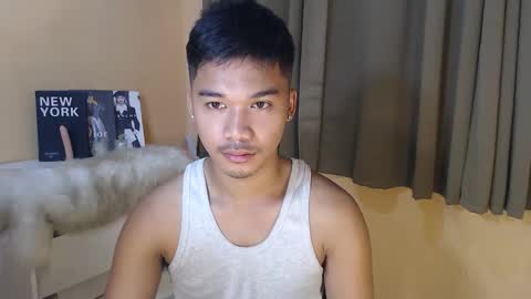 Snapshot of asianhunk_jamesx chatting on October 17, 2025, 5:10 am asianhunk_jamesx online show from October 17, 2025, 5:10 am