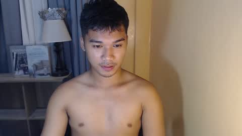 Snapshot of asianhunk_jamesx chatting on October 26, 2025, 9:26 am asianhunk_jamesx online show from October 26, 2025, 9:26 am