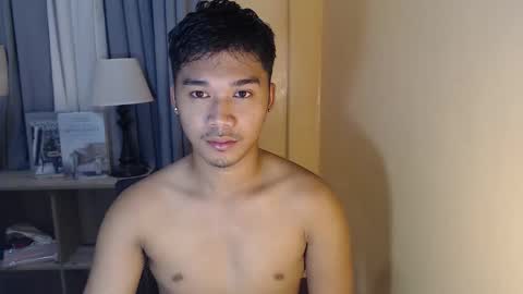 Snapshot of asianhunk_jamesx chatting on October 28, 2025, 9:57 am asianhunk_jamesx online show from October 28, 2025, 9:57 am