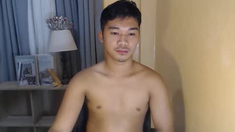 Snapshot of asianhunk_jamesx chatting on November 4, 2025, 10:25 am asianhunk_jamesx online show from November 4, 2025, 10:25 am