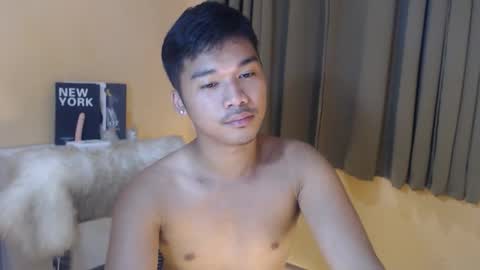 Snapshot of asianhunk_jamesx chatting on November 4, 2025, 10:31 pm asianhunk_jamesx online show from November 4, 2025, 10:31 pm