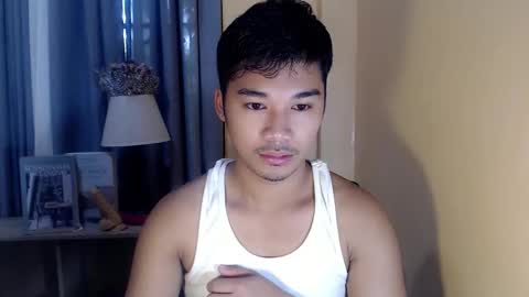 Snapshot of asianhunk_jamesx chatting on November 10, 2025, 6:12 am asianhunk_jamesx online show from November 10, 2025, 6:12 am
