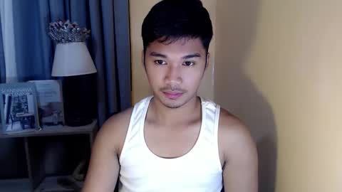 Snapshot of asianhunk_jamesx chatting on November 11, 2025, 10:48 am asianhunk_jamesx online show from November 11, 2025, 10:48 am