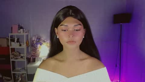 Kianna online show from April 17, 2026, 11:46 am