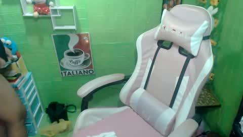Snapshot of asiankitty23xx chatting on February 28, 2025, 12:10 am asiankitty23xx online show from February 28, 2025, 12:10 am