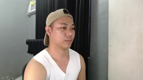 Snapshot of asianlatinoboy chatting on July 28, 2026, 6:53 am Josh online show from July 28, 2026, 6:53 am