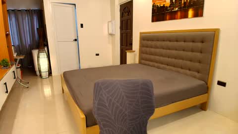 ERIKA 3 online show from December 6, 2024, 5:42 am