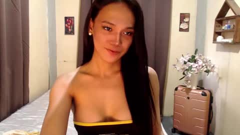 Snapshot of asianpinay1229 chatting on January 29, 2025, 6:33 am Patricia online show from January 29, 2025, 6:33 am
