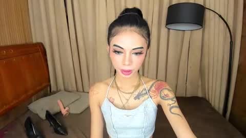 Snapshot of asianprettypetite chatting on February 7, 2025, 2:37 pm CHESKA online show from February 7, 2025, 2:37 pm