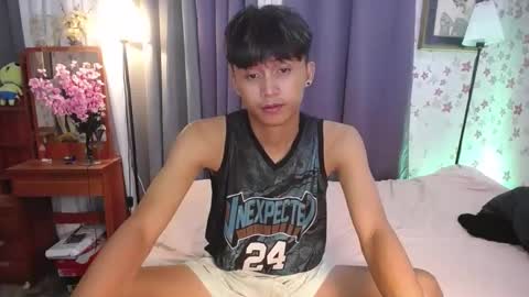 Snapshot of asiansmokeyxx chatting on December 14, 2024, 6:20 pm prince online show from December 14, 2024, 6:20 pm