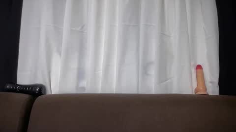 Snapshot of asiansweet_lily chatting on June 4, 2026, 9:32 pm Lily online show from June 4, 2026, 9:32 pm
