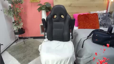 Snapshot of aslyhernandez chatting on May 22, 2026, 11:05 am ASLY online show from May 22, 2026, 11:05 am
