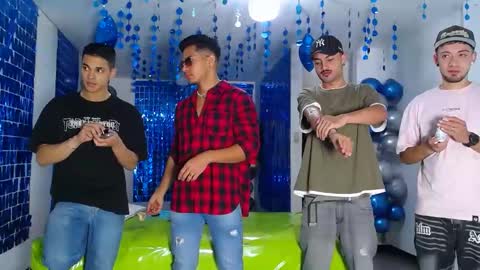 THOMAS AND DAMIAND online show from February 17, 2025, 12:21 am