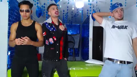 THOMAS AND DAMIAND online show from February 23, 2025, 12:19 am