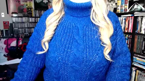 Aspen Vale online show from November 29, 2025, 5:38 pm