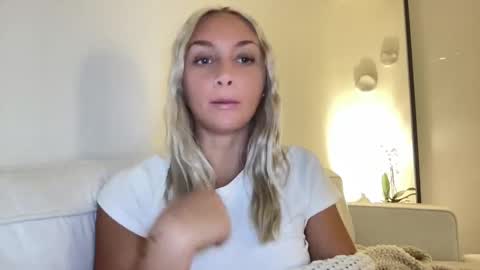 Aspen Aries online show from March 5, 2025, 12:49 am