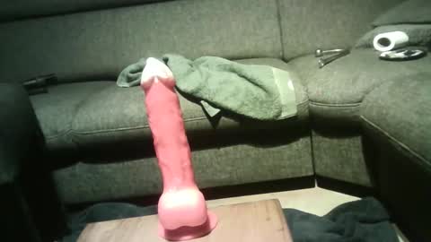 sissyslut online show from February 3, 2025, 8:57 pm